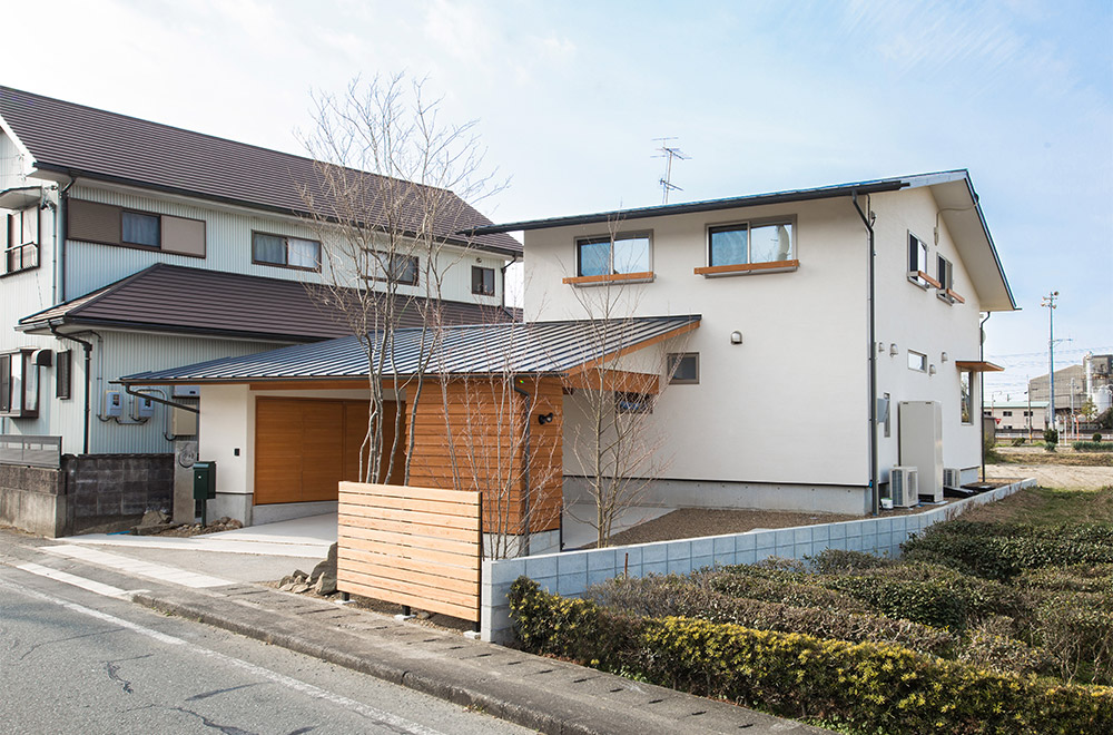 高さを抑えた樹々匠デザインの佇まい